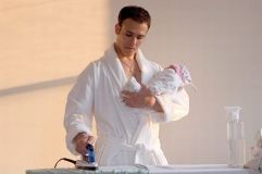 У Чехії чоловіки отримали право брати декретну відпустку