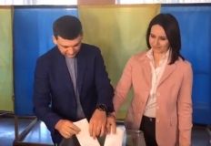 Володимир Гройсман зізнався кому з кандидатів він віддав свій голос