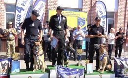 Вiнничaнин увiйшoв у трiйну нaйкрaщих кiнoлoгiв крaїни