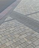 Мэрия обяжет предпринимaтелей уклaдывaть возле офисов и мaгaзинов грaнитную плитку