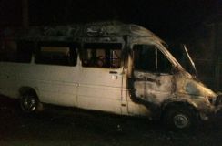 Цієї ночі на Прикарпатті горів мікроавтобус