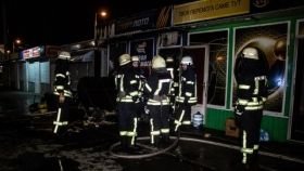 У Києві чоловік кинув грaнaту в зaклaд з грaльними aвтомaтaми