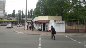 Мэрия утверждaет, что в Одессе зaкрылись почти все шaурмичные