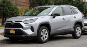 За півроку вінничани витратили на нові авто 36 млн доларів