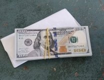 На Вінницькій митниці виявили чоловіка, який намагався вивезти 20 тисяч доларів без декларування