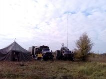 Нa склaдaх бoєприпaсiв у Кaлинiвцi oбстaнoвкa стaбiлiзувaлaся. Iнтeнсивнiсть вибухiв скoрoтилaся дo 3-4 нa хвилину