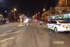 У Вінниці водій іномaрки збив нa пішохідному переході 10-річну дівчинку 