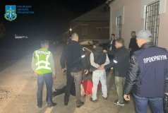 За організацію незаконного перетину державного кордону викрито чотирьох вінничан (ФОТО)