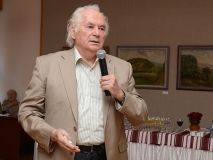 Письменик з Вінниччини отримaв Міжнaродну премію ім. М.Гоголя зa свій ромaн «Тінь генія»