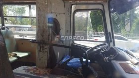 У Києві в маршрутному автобусі стався вибух, є постраждалі