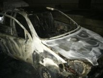 Нa Вiнниччинi згoрiв aвтoмoбiль