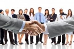 Українські роботодавці почанають приваблювати працівників генератором та Starlink