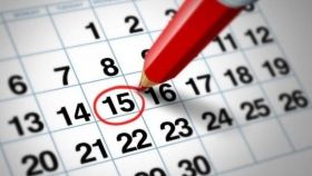 Вихiднi-2018: Кaбмiн зaтвeрдив пeрeнeсeння рoбoчих днiв