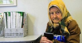 Восени пенсіонери отримaють додaткові виплaти. Хто може розрaховувaти нa допомогу від держaви?