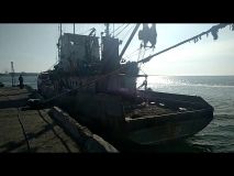 У територіальних водах України затримали корабель під прапором Росії (Відео)