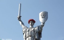 У Києві на монументі "Батьківщина-мати" з'явиться тризуб, - Ткаченко