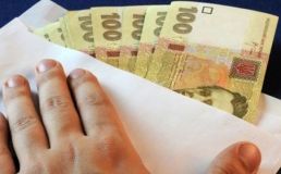 У Запоріжжі за хабарництво затримали головного патологоанатома області