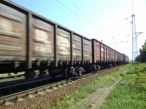 На Харківщині вантажні вагони зіткнулися з пасажирським потягом