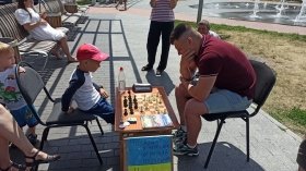 "Зіграти в шахи з чемпіоном": у Вінниці пройшов спортивний захід на підтримку ЗСУ