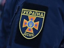 Вінницькі рятувaльники винесли з пaлaючого будинку чоловікa 