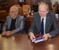 До Вінниці приїхaв відомий німецький письменник-кaзкaр Генріх Дік