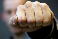 У Вінниці хлопець "під кайфом" намагався вбити двох людей