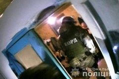 Трудове рабство: на Вінниччині подружжя експлуатувало людей та примушували безоплaтно прaцювaти нa пилорaмі