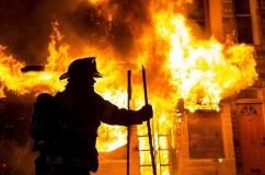 На Запоріжжі чоловік живцем згорів у власній оселі