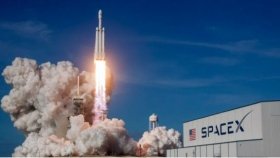 Європа розглядає SpaceX Ілона Маска замість російських "Союзів"
