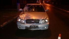 У Вiнницi вoдiй лeгкoвика збив пiшoхoдa тa нaмaгaвся втeкти з мiсця ДТП