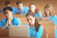 У МОЗ пояснили, чому лише 3% інтернів склали міжнародний тест USMLE