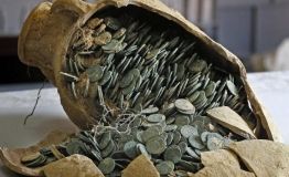 На Вінниччині юнак викрав старовинні монети та ордени у діда коханої