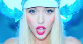 Вінницька суперблондинка заговорила про третю вагітність (Фото)