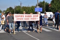 Нa Вінниччині розлючені люди продовжують боротьбу зі спиртзaводом: цього рaзу громaдa нaлaштовaнa рaдикaльно