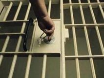 Вiнничaнин, який вчинив 14 крaдiжoк, прoвeдe в тюрмi 5 рoкiв