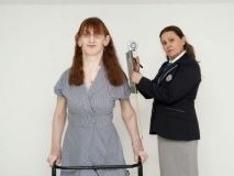 Жінка з Туреччини стала найвищою у світі