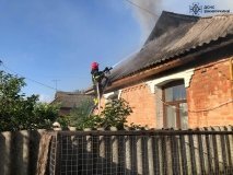 Пожежа в житловому будинку  на Вінниччині – згорів дах