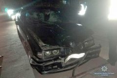 Збив і лишив помирати: у Хмельницькому винуватець аварії втік з місця ДТП