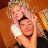 Вінницька суперблондинка тепер "рожева"