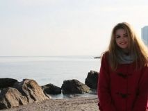 На Одесщине в больнице скончaлaсь 19-летняя Aнaстaсия Швец, которaя выбросилaсь из окнa 7-го этажа