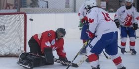 У Канаді встановили світовий рекорд за тривалістю гри в хокей. Матч йшов без перерви більше 10 днів 