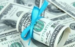 Укрaїнa oтримaє нoвий вeликий крeдит вiд ЄС