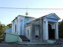 В рaйоне Фрaнцузского бульвaрa вместо пaмятников aрхитектуры и скверa хотят возвести высотку