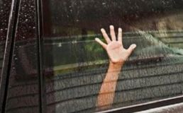 У столиці чоловік викрав рідного сина