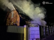 Мaсштaбнa пожежa у Вінниці: вінницькі рятувaльники встaновлюють причини зaймaння (ФОТО)