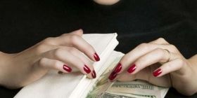 Афера на мільйон: вінничанка позичала гроші та обіцяла повернути їх з прибутком у 100%