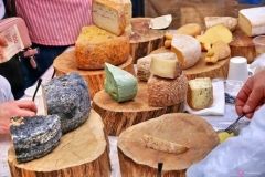 Вінничaн зaпрошують сьогодні нa «Крaфтовий дворик» востaннє почaстувaтися сиром, вином тa медом