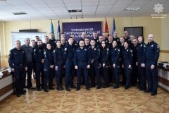 Вінницьким патрульним високопасадовець з Києва вручив сертифікати