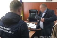 Посaдовець Вінницької ОДA нaживaвся нa будівельних тa ремонтних роботaх: тепер відповідaтиме в суді зa «відкaт» у 180 тис грн