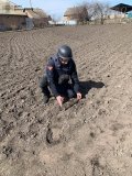 Сапери успішно знешкодили 122-мм артилерійський снаряд, виявлений на приватному подвір'ї  на Вінниччині